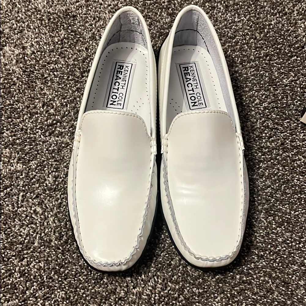 NWT Kenneth Cole Reaction White Slip-On Loafers Sz 8.5M